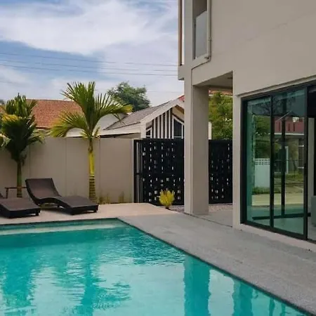 Sleep With Sheep - 3 Bedroom Pool Villa